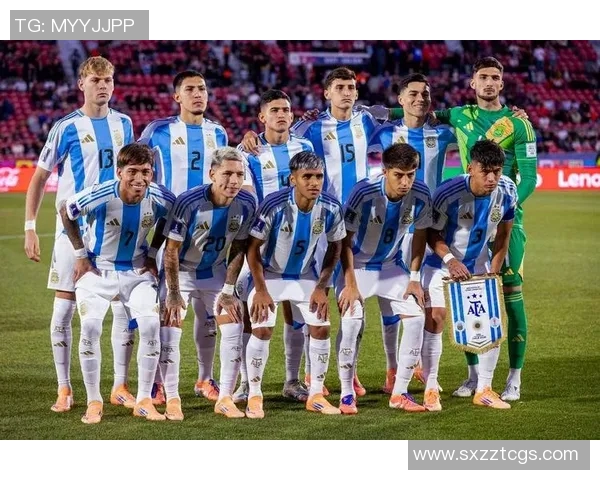 墨尔本胜利与波斯光荣的激烈对决揭示足球魅力与团队精神的完美结合 墨尔本胜利与波斯光荣的激烈对决揭示足球魅力与团队精神的完美结合