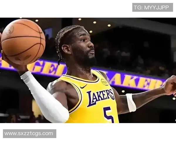 太阳纳什带领湖人迎战强敌展现球队新气象与战术魅力