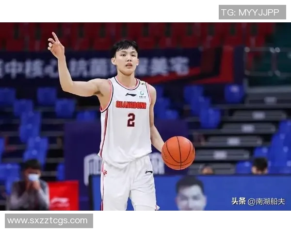 徐杰：从篮球新星到国家队核心的成长之路与未来展望