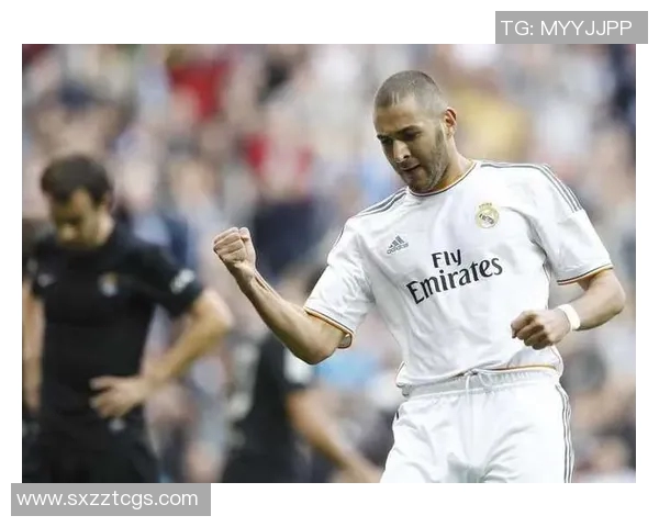 本泽马在足球世界的传奇旅程与未来展望分析 本泽马在足球世界的传奇旅程与未来展望分析