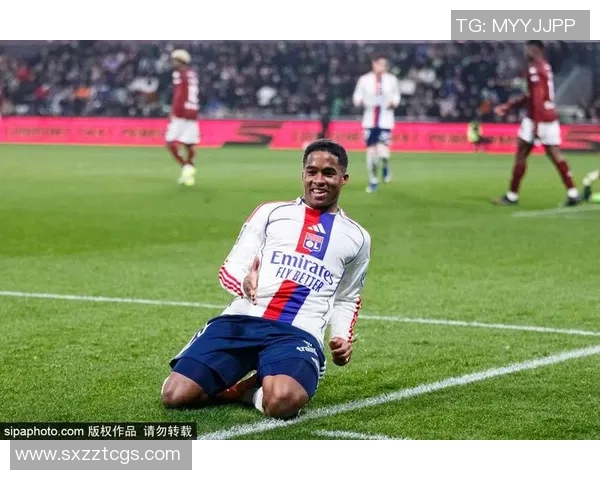 恩德里克的崛起之路:从青训小将到足坛新星的传奇故事 恩德里克的崛起之路:从青训小将到足坛新星的传奇故事